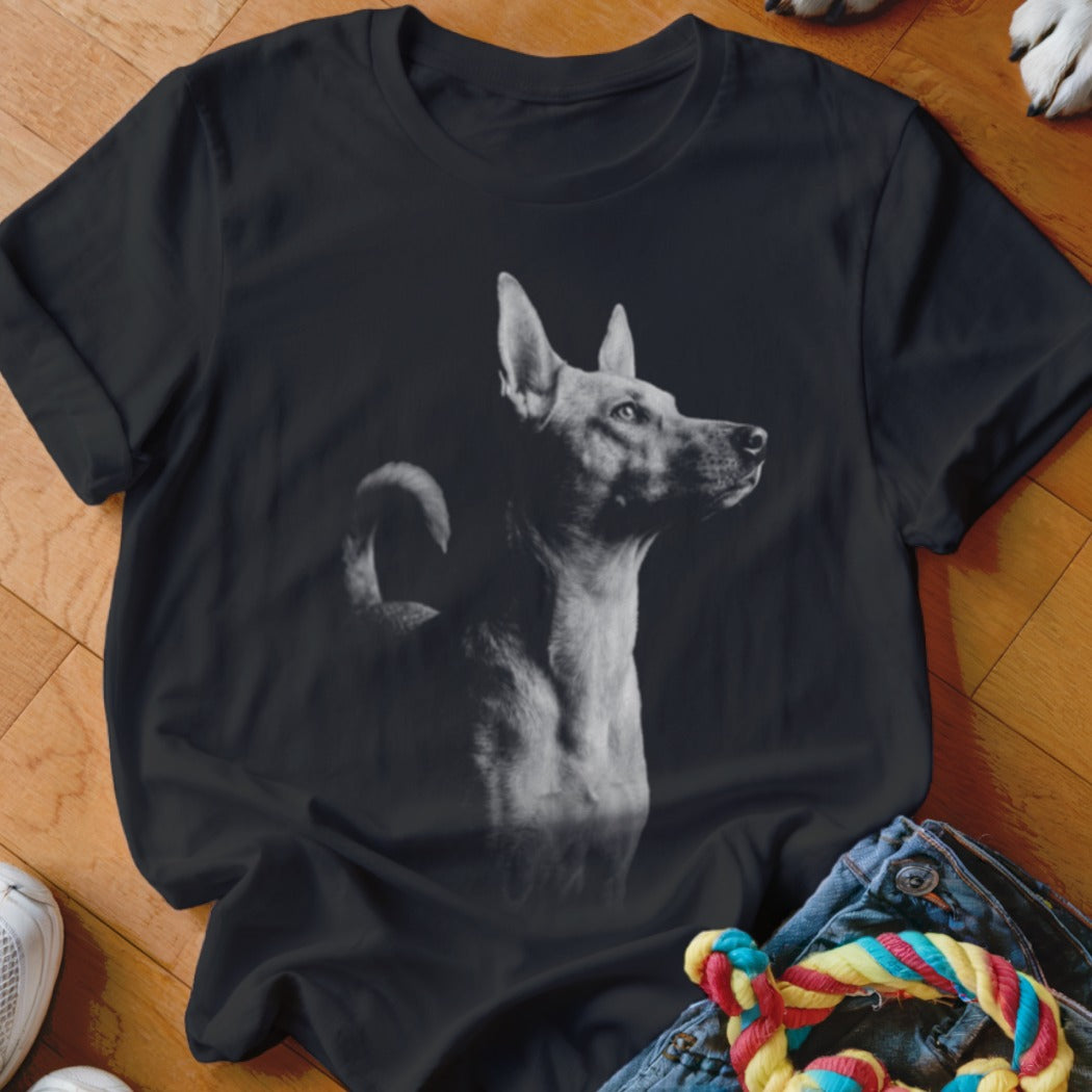 Black t-shirt with grayscale profile of a dog looking right.