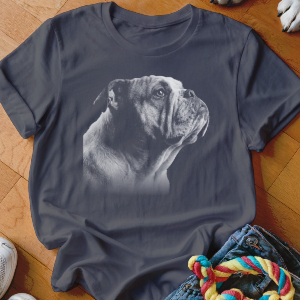 Dark grey t-shirt with a black and white portrait of a bulldog's head.