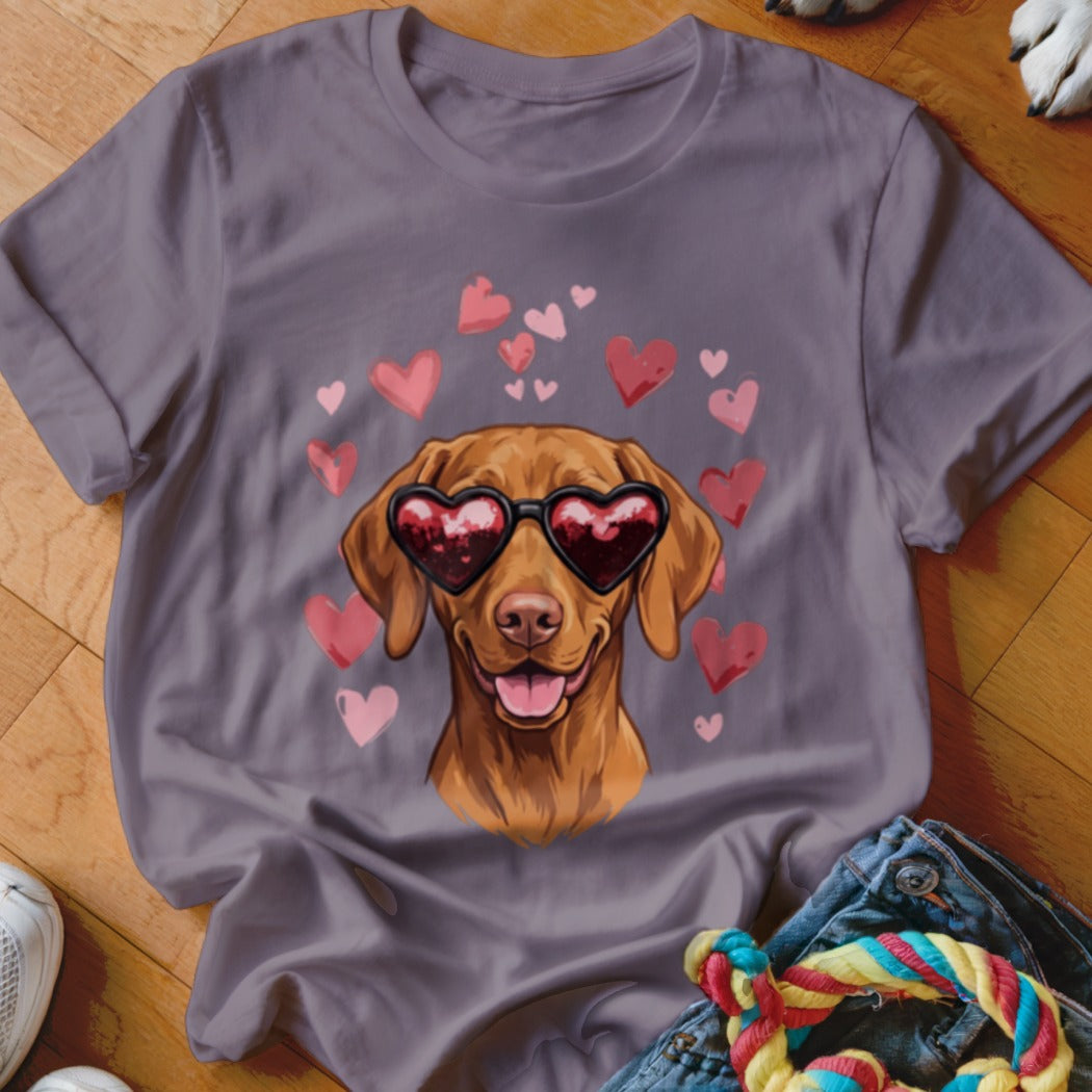 Gray crewneck t-shirt featuring a brown dog wearing heart-shaped sunglasses, surrounded by pink hearts.