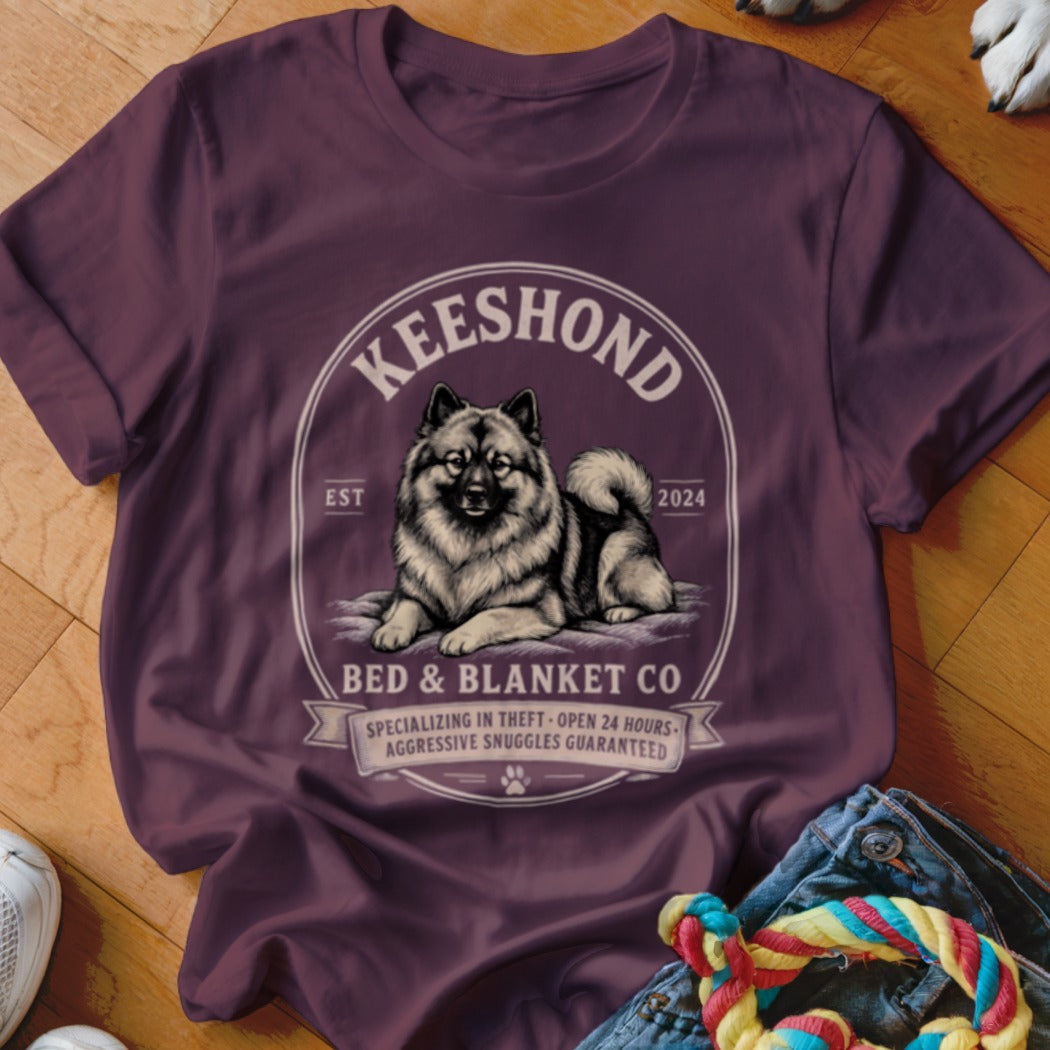 Keeshond Bed & Blanket Co. t-shirt with dog graphic and text.