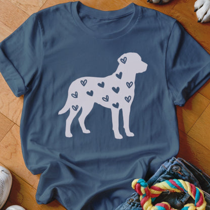 T-shirt with white dog silhouette pattern of dark blue hearts.