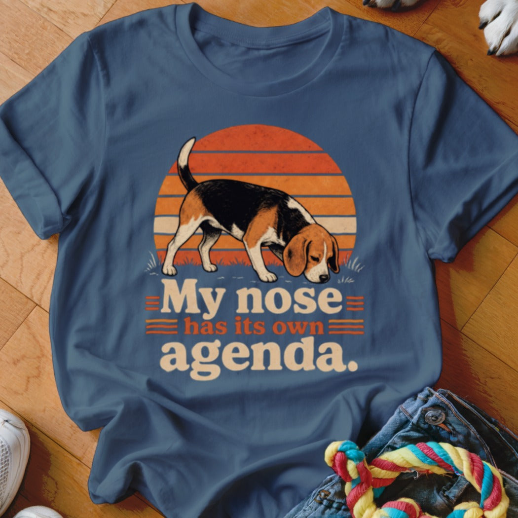 T-shirt with beagle sniffing ground and text "My nose has its own agenda."