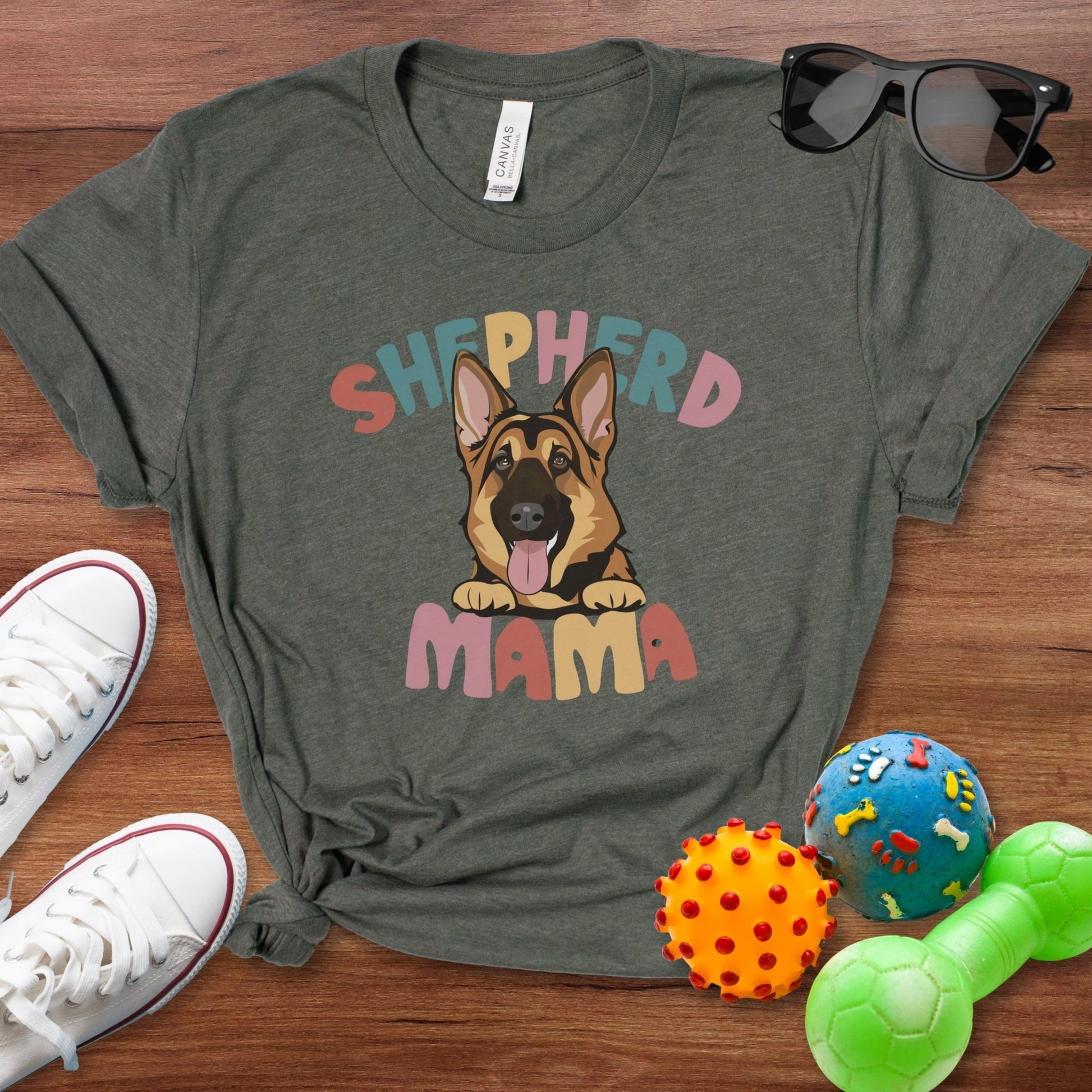 Shepherd Mama Shirt - The Pawsitive Initiative