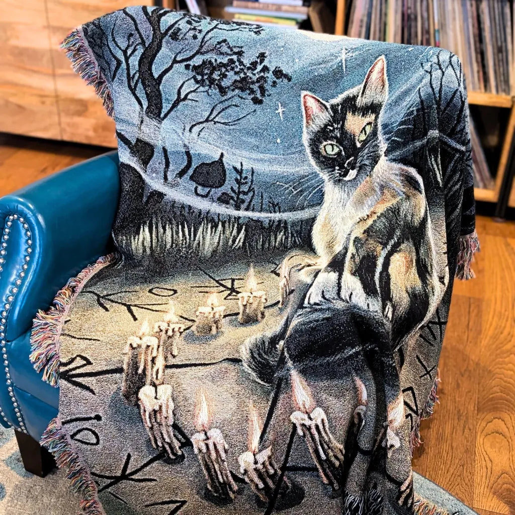 Witchy Calico Cat Blanket - The Pawsitive Initiative